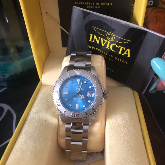 Watch - Picture 2 of 6